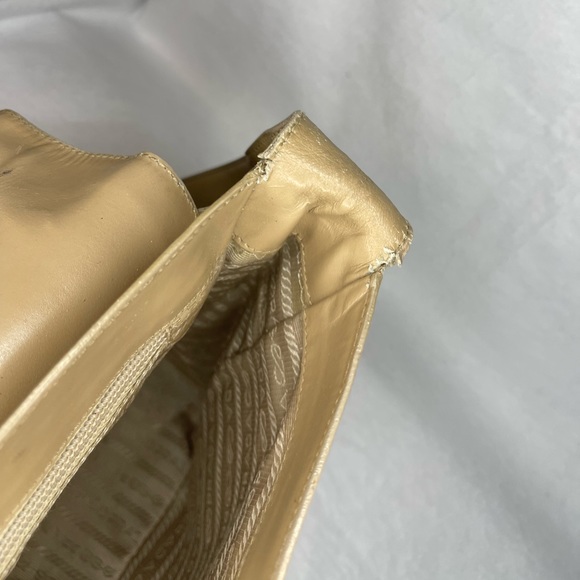 VINTAGE PRADA - Cream/Tan Crossbody Leather Shoulder Bag - Made in Italy - Picture 13 of 13